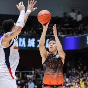 7M体育-山东挖2奇兵！许梦君精准，刘毅攻守一体，助力后七场力拼强敌！